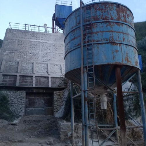 洛南縣石門(mén)鎮(zhèn)華瑞建材加氣塊廠磨白灰污染環(huán)境